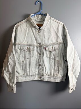 Levi's Cropped Light-Wash Classic Denim Trucker Jacket Women's Sz L 23" PTP